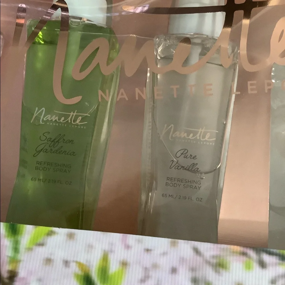 NANETTE‎ LEPORE MISTY LOVE BODY SPRAYS